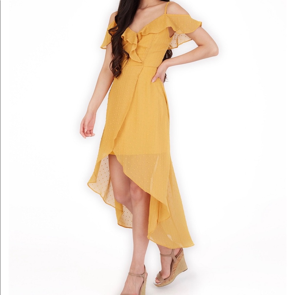 Bcx cold Shoulder Maxi dress size extra small.